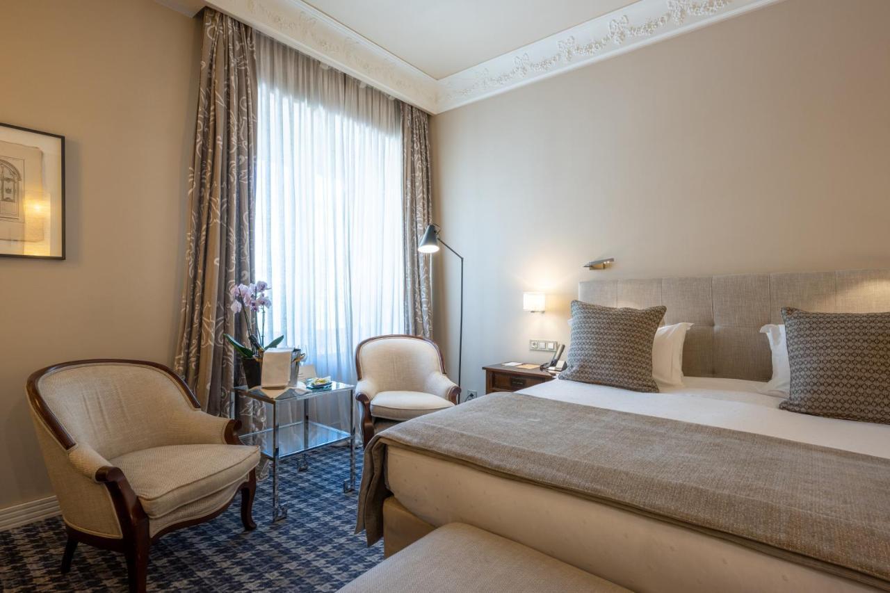 Hotel Rector سلامنكا المظهر الخارجي الصورة A room at the hotel