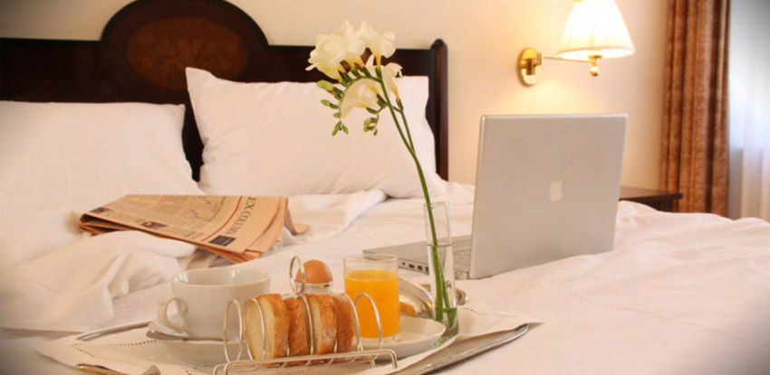 Hotel Rector سلامنكا المظهر الخارجي الصورة A room at the hotel